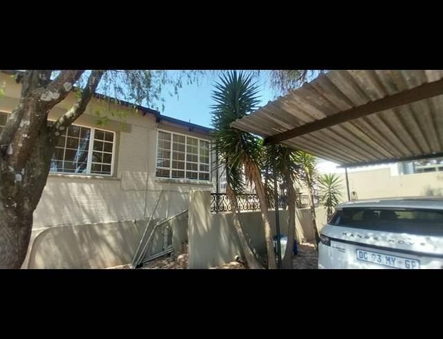 3 BEDROOM HOUSE FOR SALE IN KENSINGTON